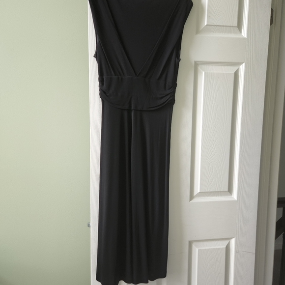 Diane Von Furstenberg black low cut dress size 10 - Picture 3 of 3